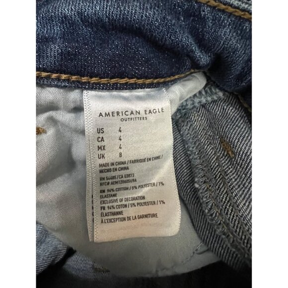 American Eagle Super Hi-Rise Shortie raw Hem Denim Jeans Size 4 - Picture 5 of 8